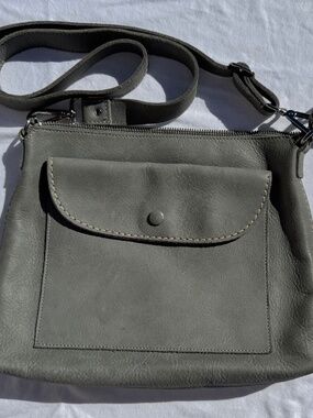Roots Grey Genuine Leather Purse
